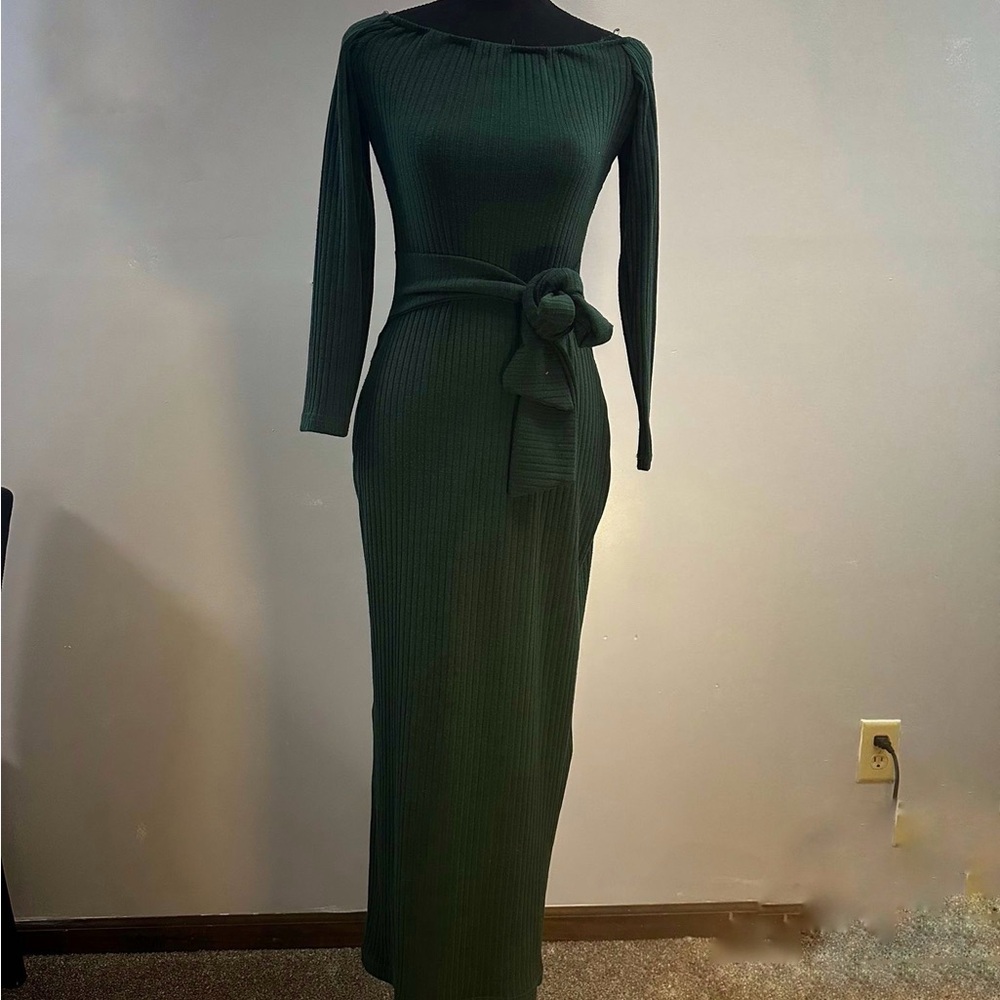 Elegant Green ribbed Dress